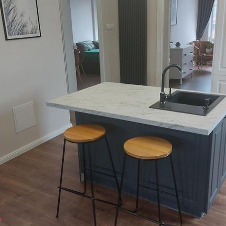 Apartament Róg Bohaterów Warszawy Mrągowo Exterior foto