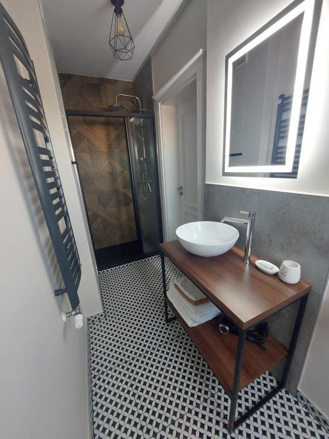 Apartament Róg Bohaterów Warszawy Mrągowo Exterior foto